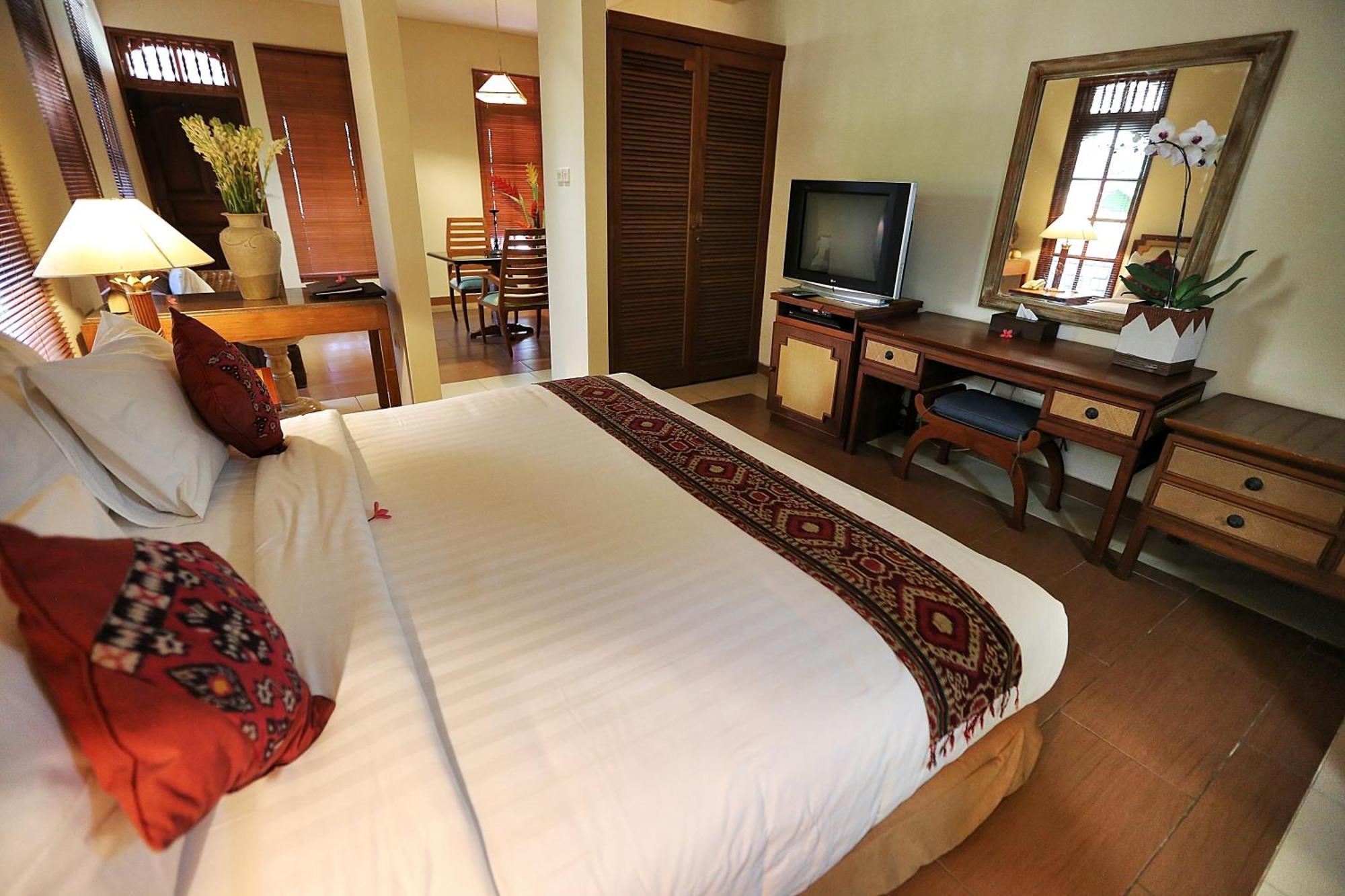 เดอะ ซันยัส รีทรีต Hotel ตาบานัน ห้อง รูปภาพ
