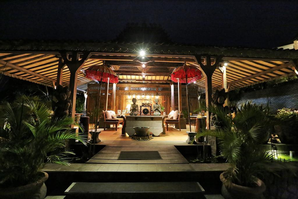 เดอะ ซันยัส รีทรีต Hotel ตาบานัน ภายนอก รูปภาพ