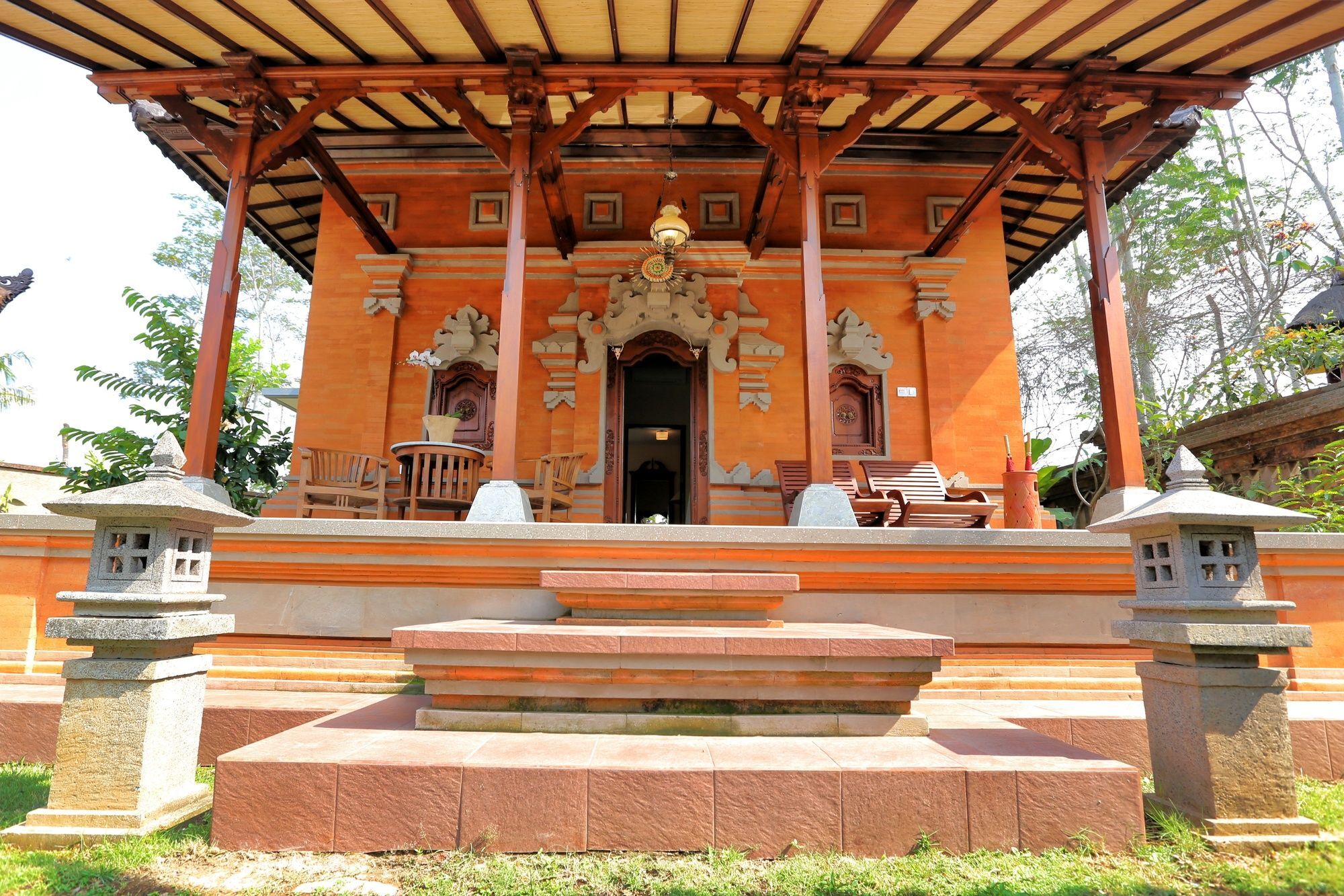 เดอะ ซันยัส รีทรีต Hotel ตาบานัน ภายนอก รูปภาพ